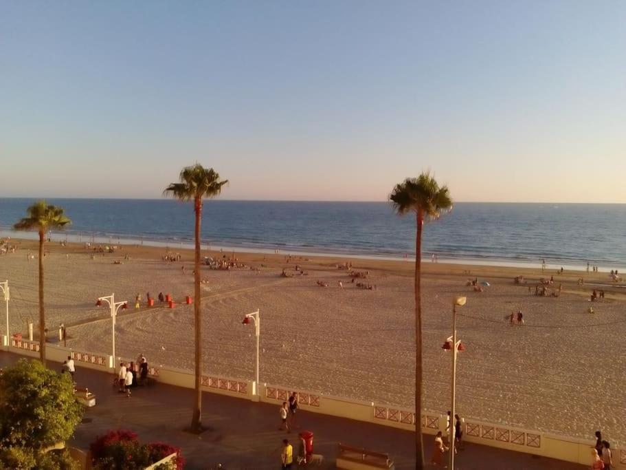 Cadiz Paseo Maritimo Playa Victoria Frontal Mar Διαμέρισμα Εξωτερικό φωτογραφία